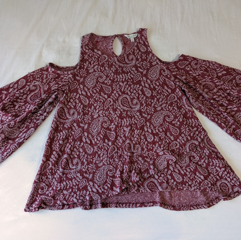 Lucky Brand Wide Sleeve Cold Shoulder Paisley Print